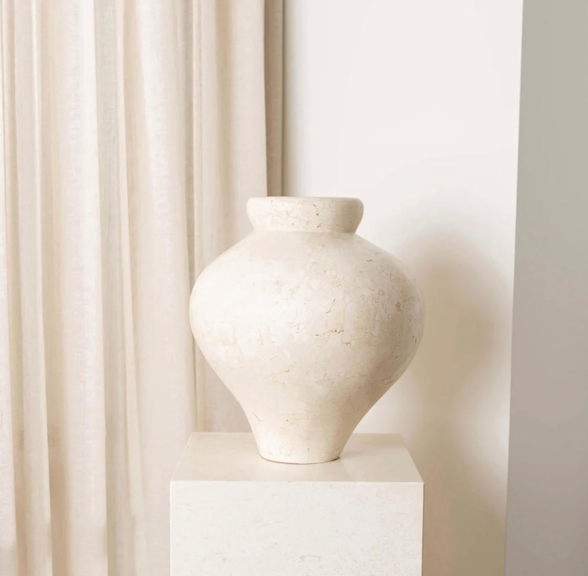 Laguna Vase | Natural White Stone Small