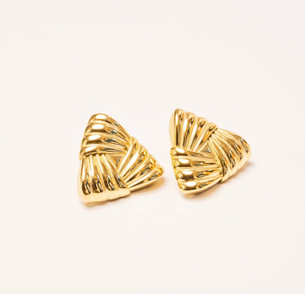 Triangular Earrings in 18k Gold Plated - We Are Emte