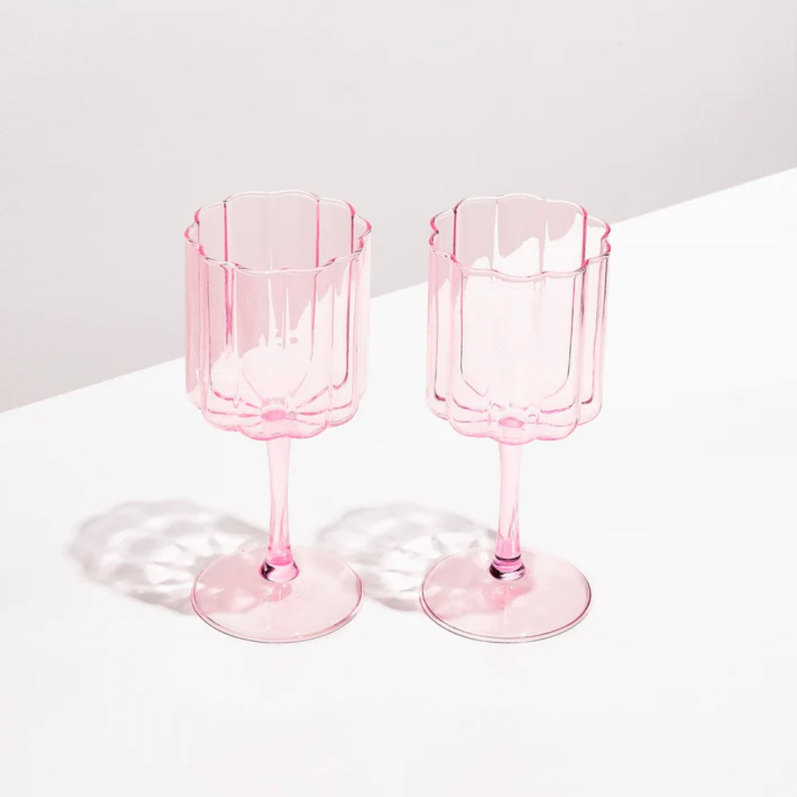 Wave Wine Glasses - Pink